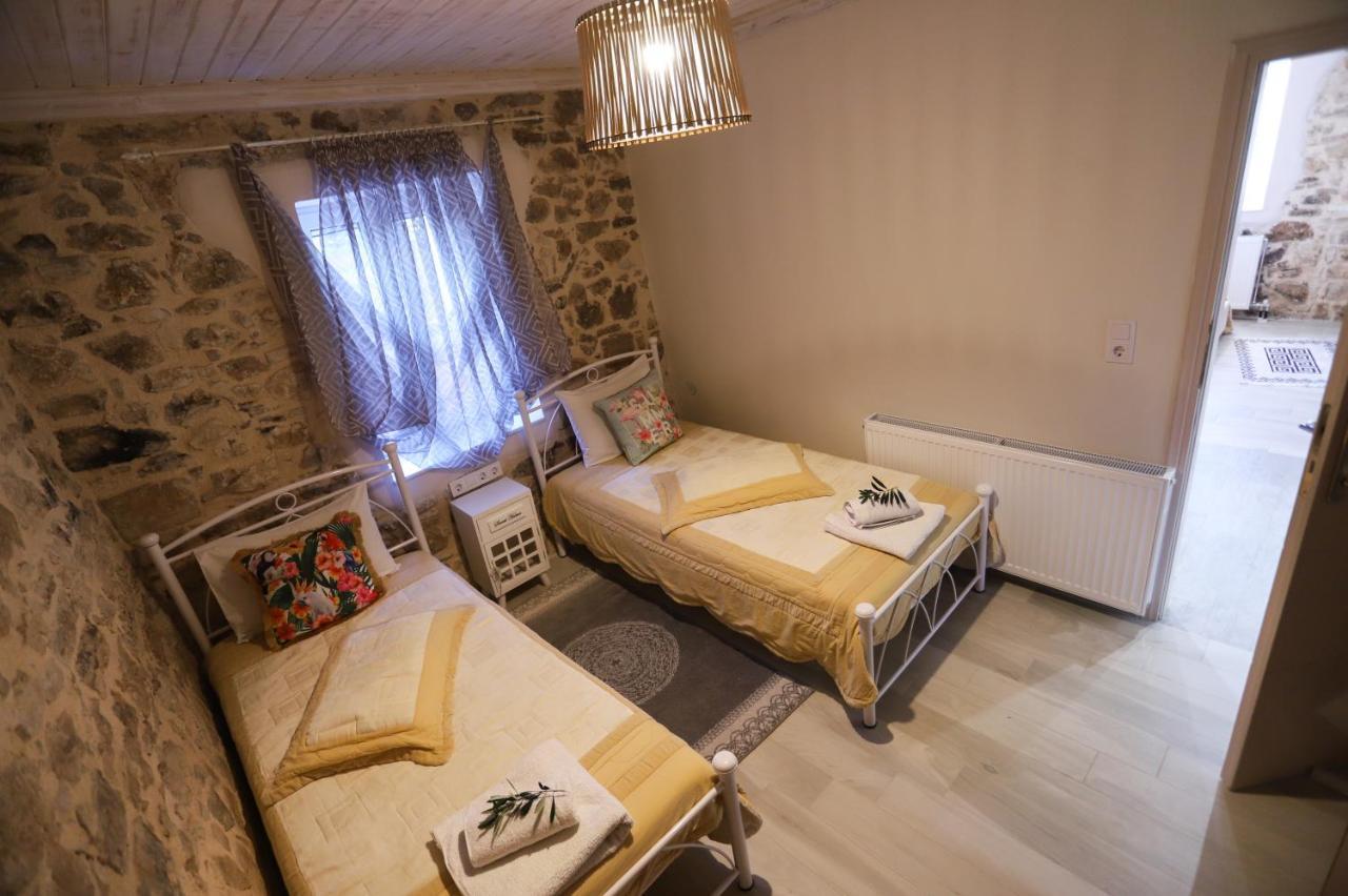 Olive Grove Deluxe * Agnitsini
