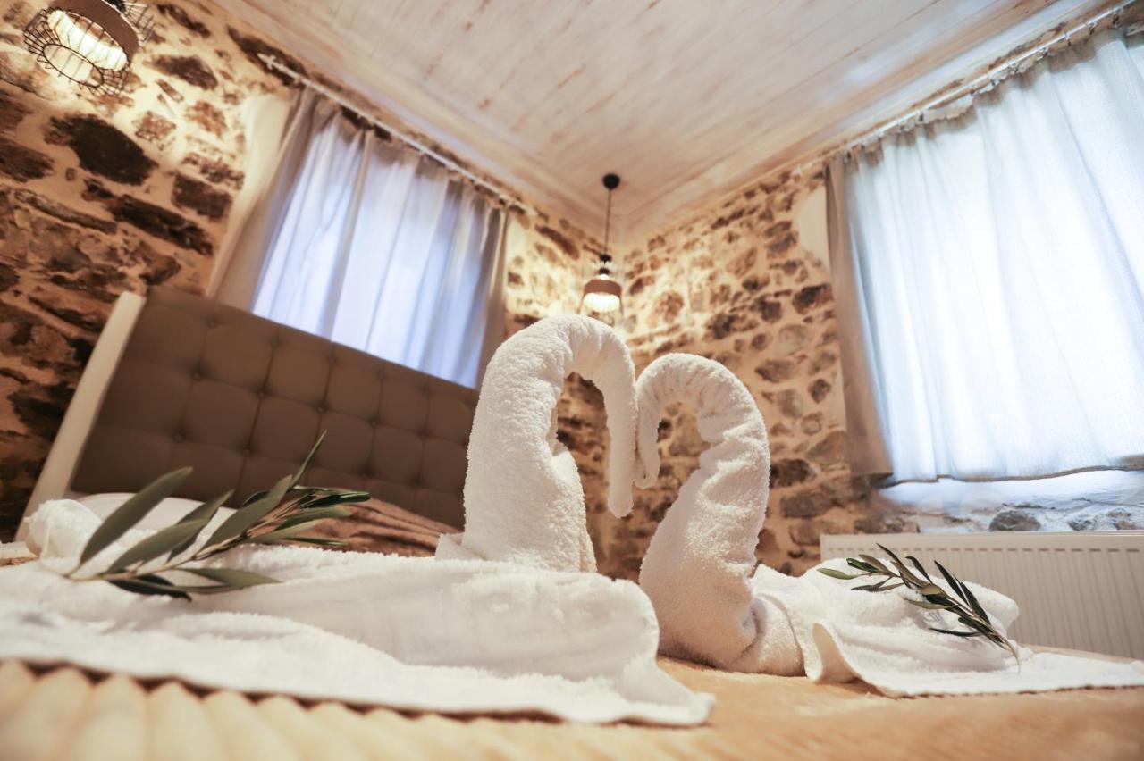 Olive Grove Deluxe Holiday home