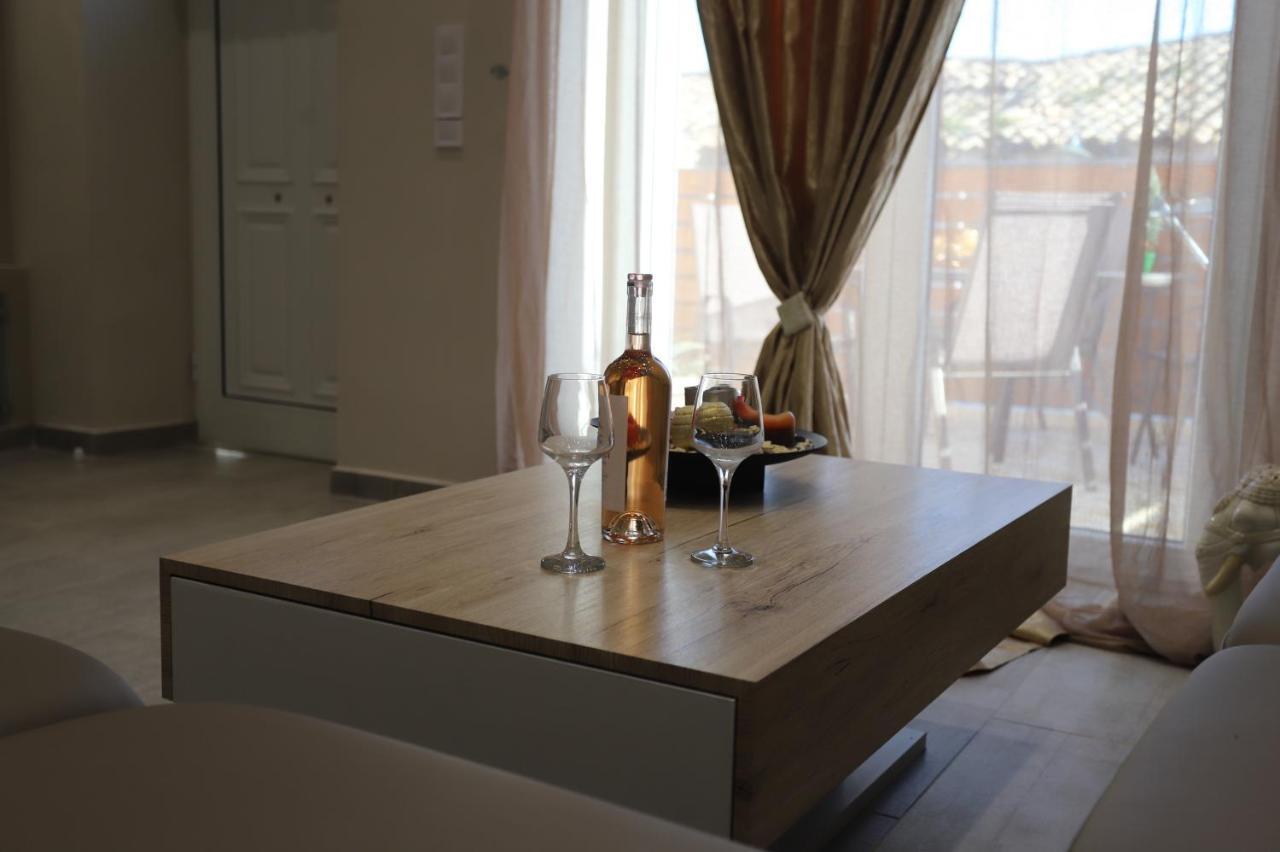 Olive Grove Deluxe Holiday home Agnitsini